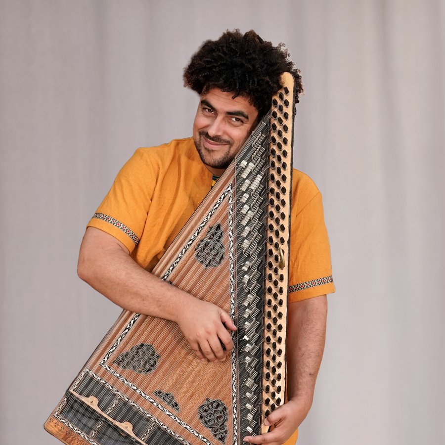 Portrait of Nidhal Jaoua, qanun player